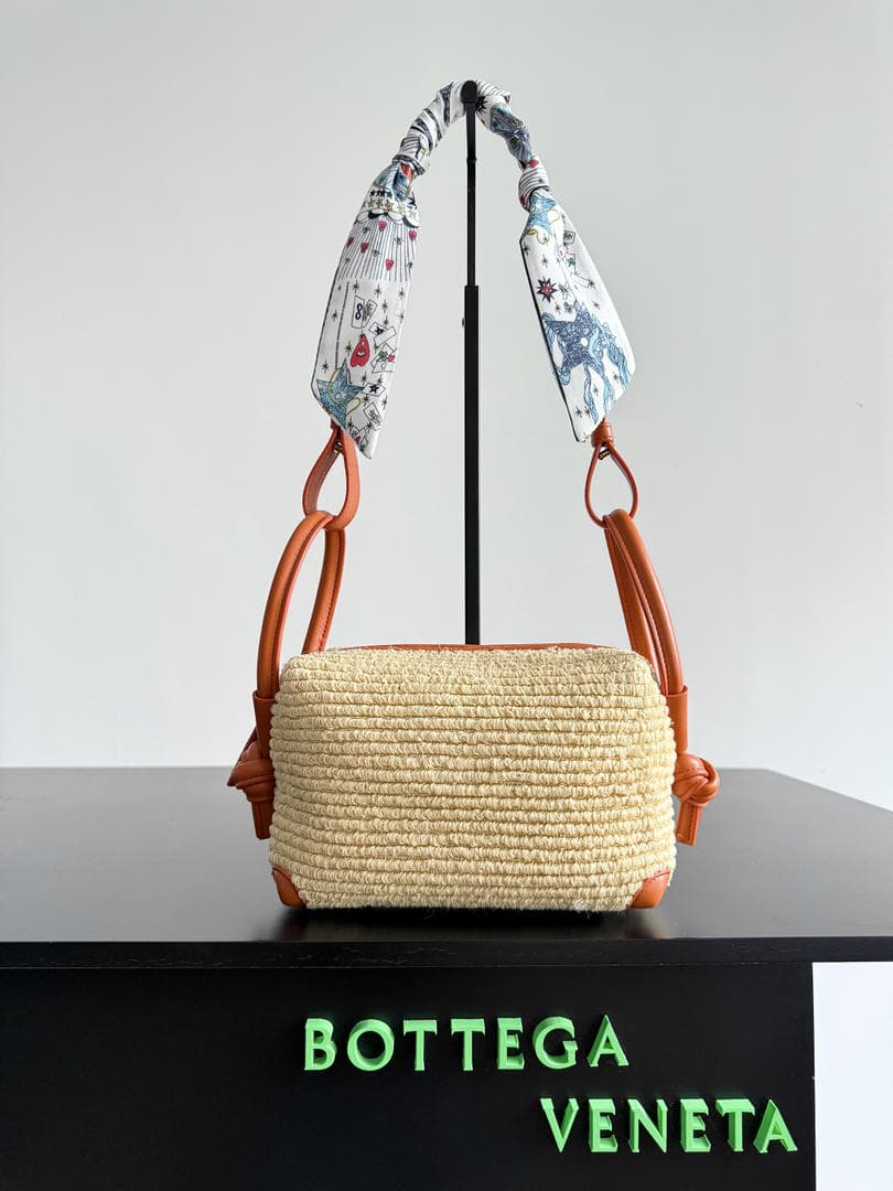 0011Straw Bag